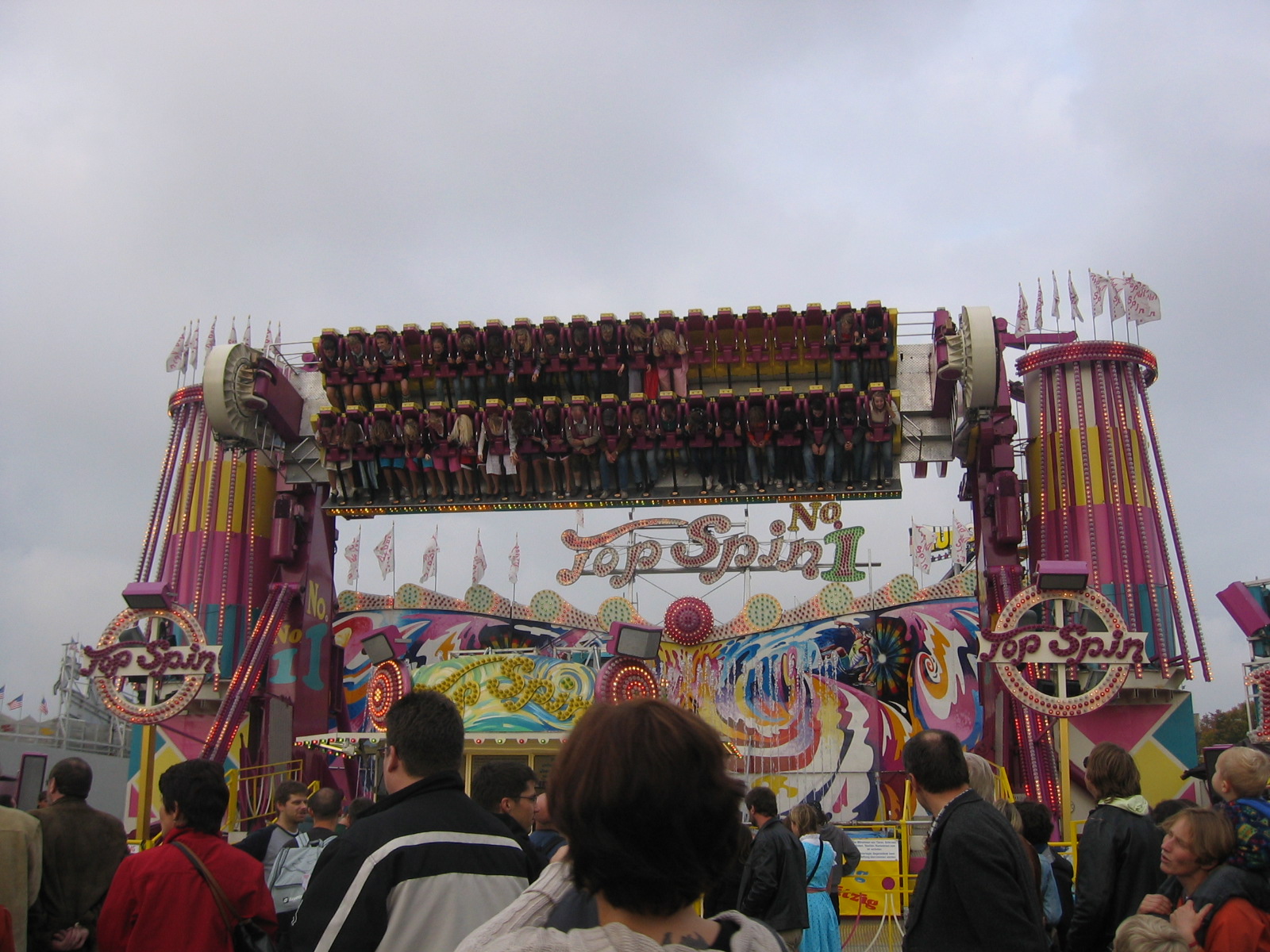 Oktoberfest Carnival Ride: Top Spin
